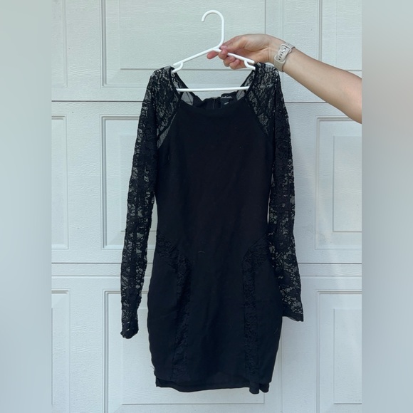 Seductions Black Bodycon Mini Dress
Size US Women’s XS - Picture 1 of 2